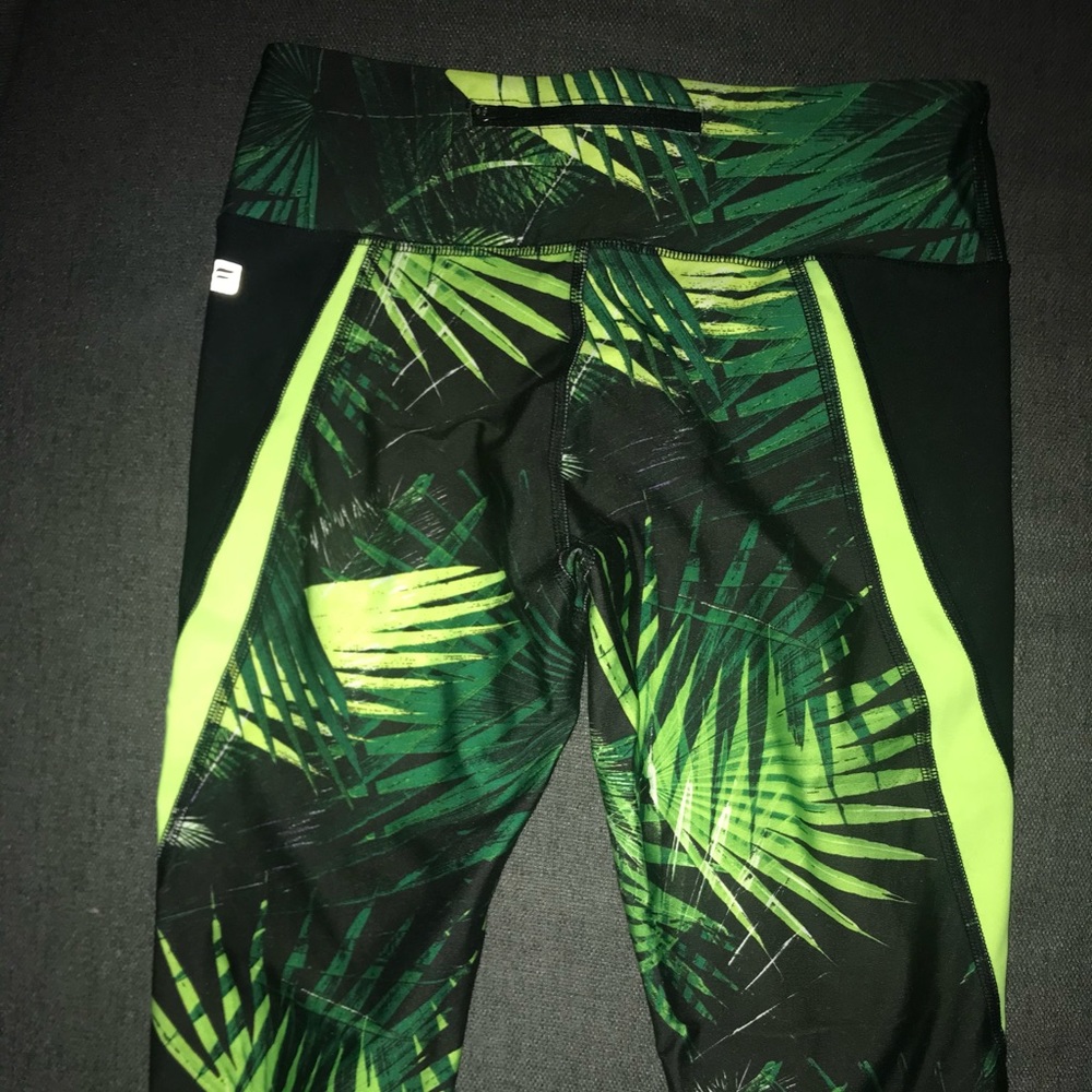 Fabletics capri leggings